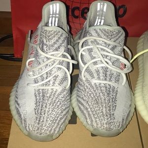 Yeezys 350 boost blue tints